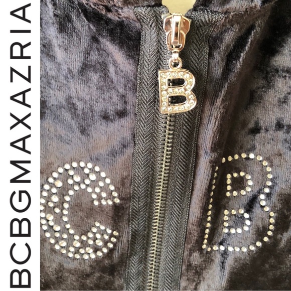 🆕 Hooded Velour Studded Sweat Suit BCBG MAX AZRIA - Picture 9 of 15